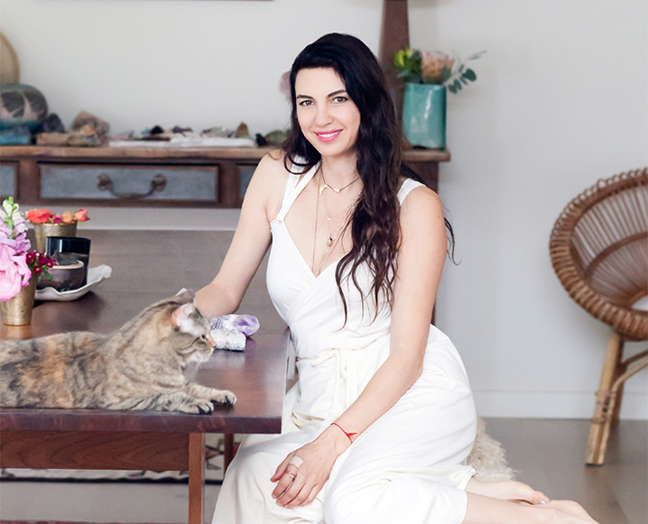 Shiva Rose | Daily Ayurvedic Rituals: Connecting The Healing Power of Our Natural World Through 5 Senses