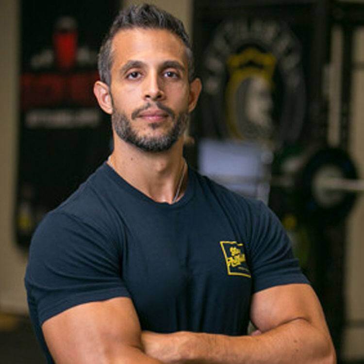 Sal Di Stefano On Fatherhood: How Society Glorifies Staying Single By Shaming Mother