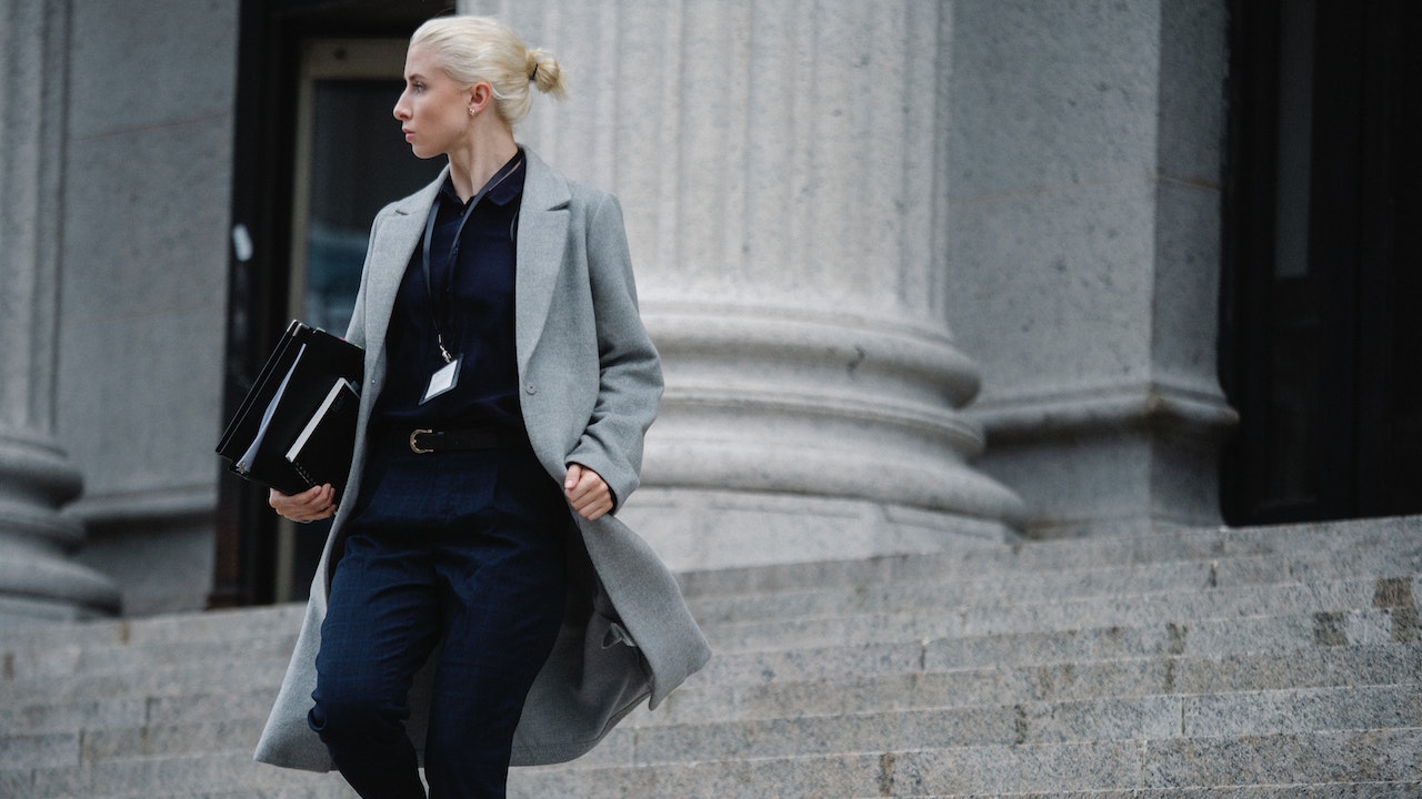 Is It Worth It to be a Social Worker? 6 Career Tips