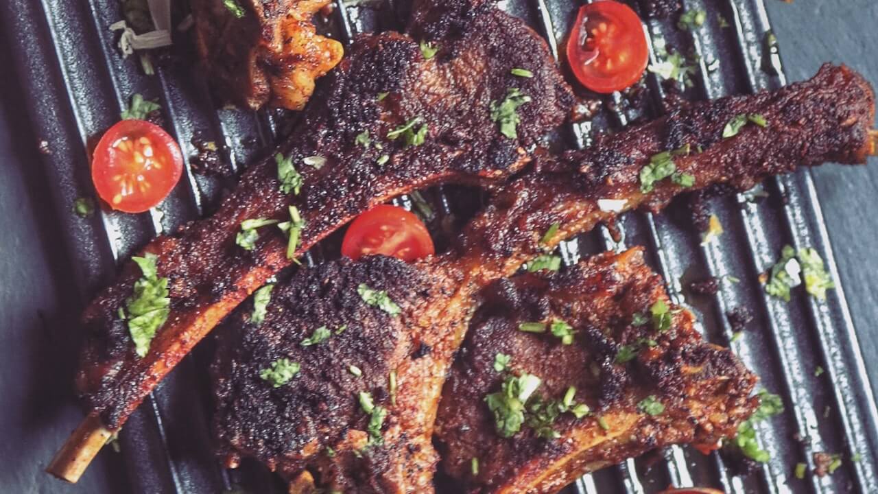 The Truth About Carnivore Diet + 5 Benefits Of Eating Meat