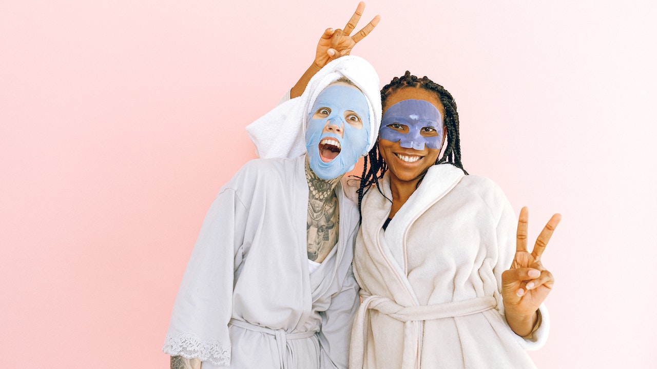 12 Surprising Benefits Of Collagen For Your Skin, Hair, And Nails