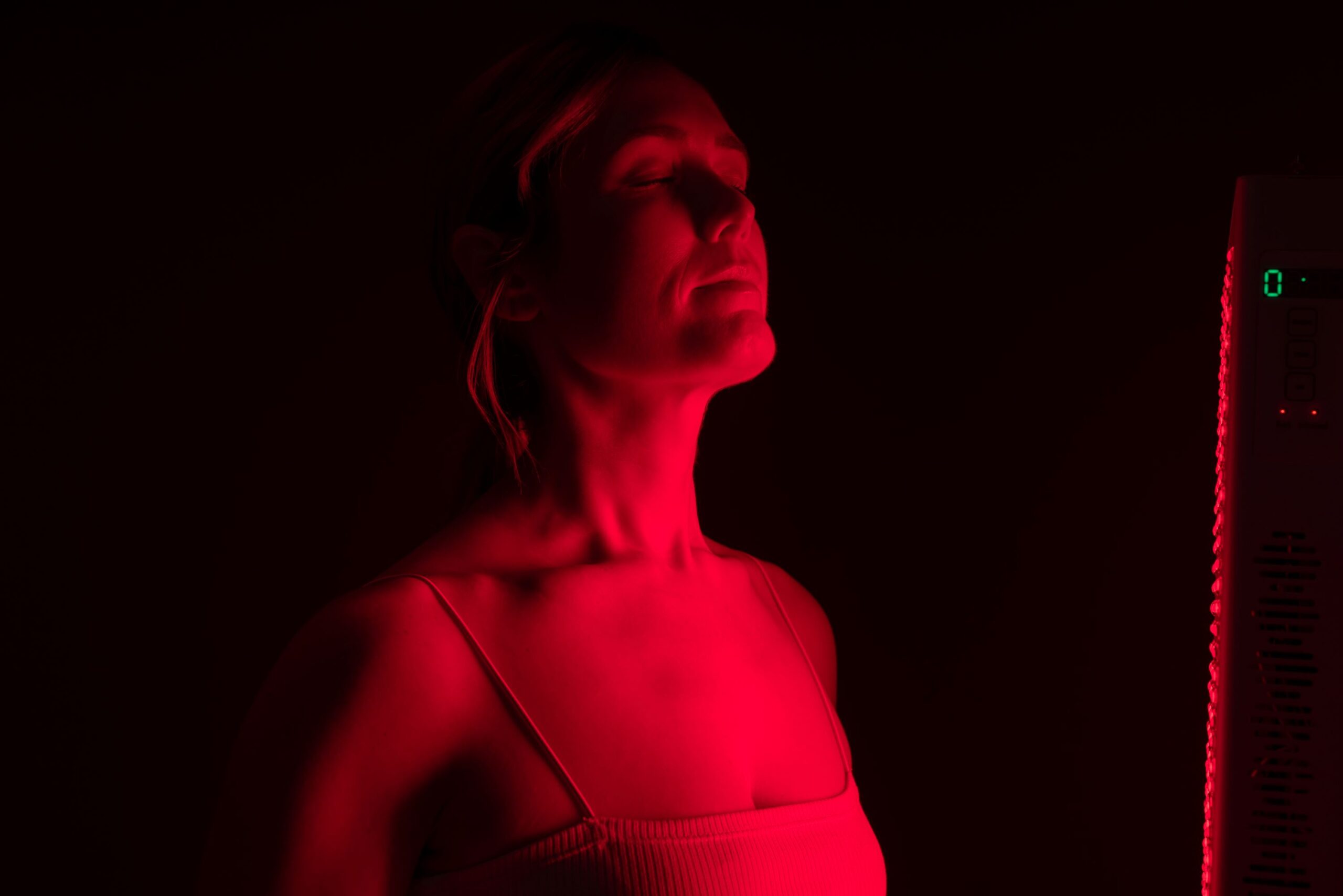 The Science Behind Red Light Therapy: An In-Depth Explanation