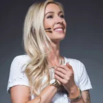 Bizzie Gold | Your Brain Is A Filthy Liar: How To Heal Your Childhood Wounds + Break Free From Self-Sabotage (AKA: Self-Deception)