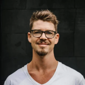 Mind-Body Expert: Your Nervous System Is The Portal to Quantum Reality (Jonny Miller)