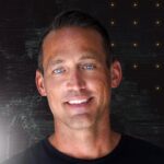 Mark Moss | The New Rich: How to Escape Financial Slavery + Think Like a Millionaire to Build Wealth