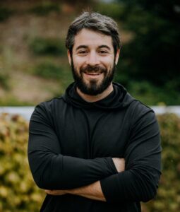 Bad Air = Bad Mood? The Hidden Link Between Air Quality and Your Mind (Mike Feldstein)