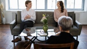 Therapist vs. Psychologist: Which one Should you Choose?