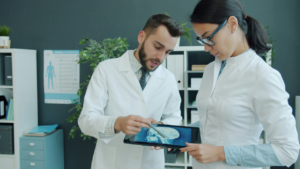 Your Guide on Where to Find the Best Hybrid Health Care Training Programs