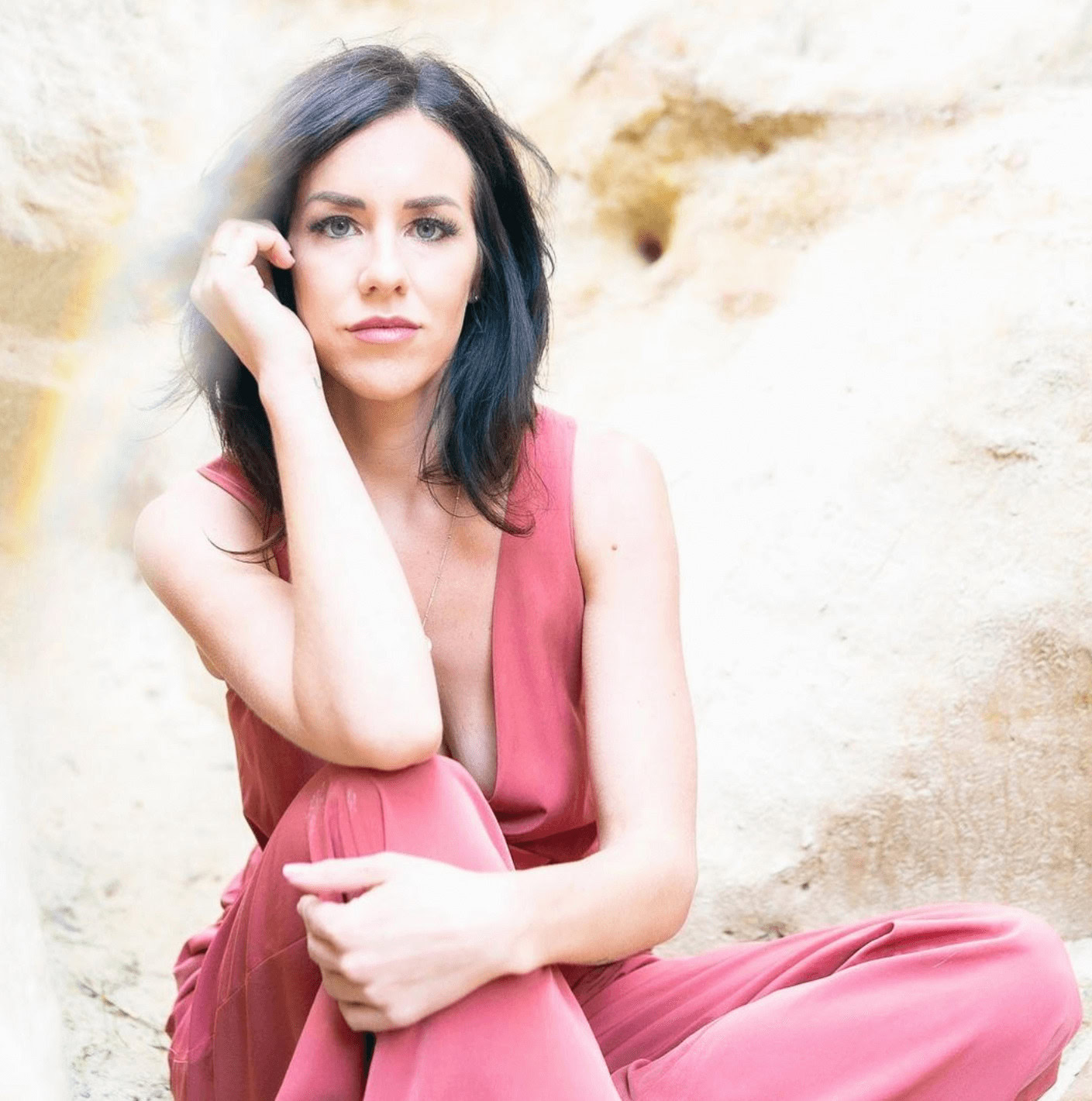 Samantha Skelly | How To Bust Through Illusions That Keep You Stuck Samantha Skelly | How To Bust Through Illusions That Keep You Stuck