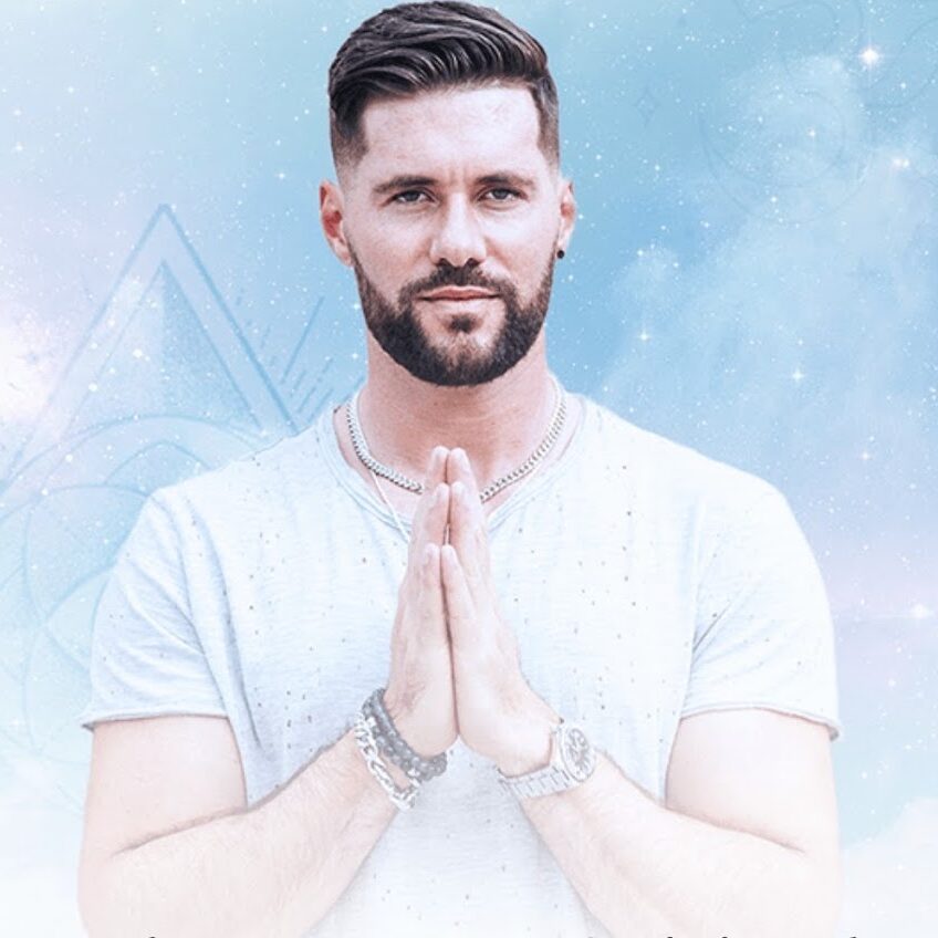 aaron-abke-e1712241853657