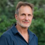 Trauma Expert: How Trauma Affects You Across Lifetimes (Mark Wolynn)